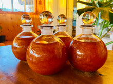 Load image into Gallery viewer, Glamour oil *pre order*